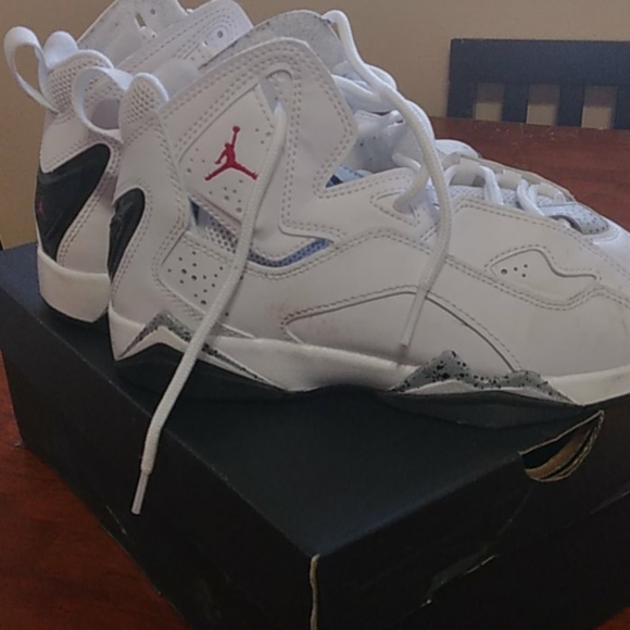 SHOES - Picture 1 of 1